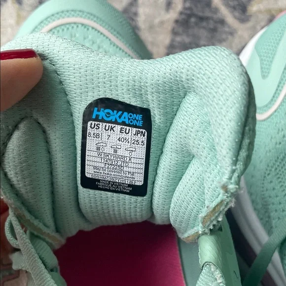 HOKA Women's Mint SkywardX Running Shoes 8.5 - Picture 6 of 13